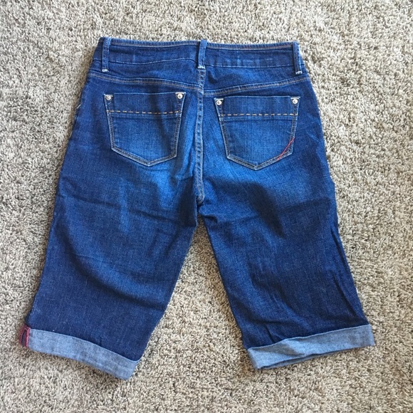 Banana republic jean shorts - Picture 2 of 2